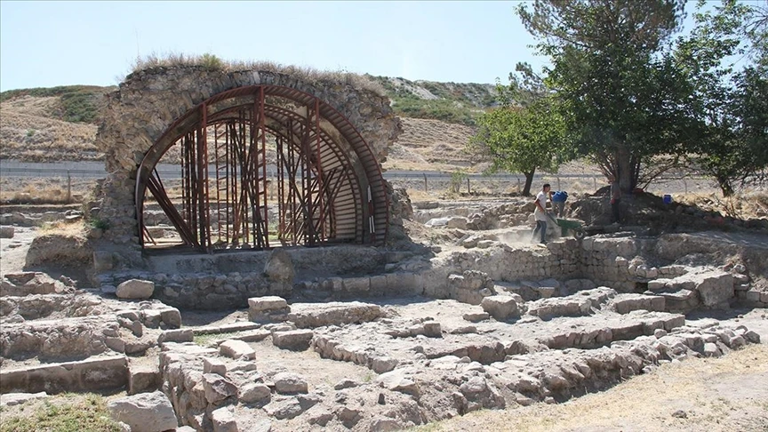 Keykubadiye Sarayı kazıları  