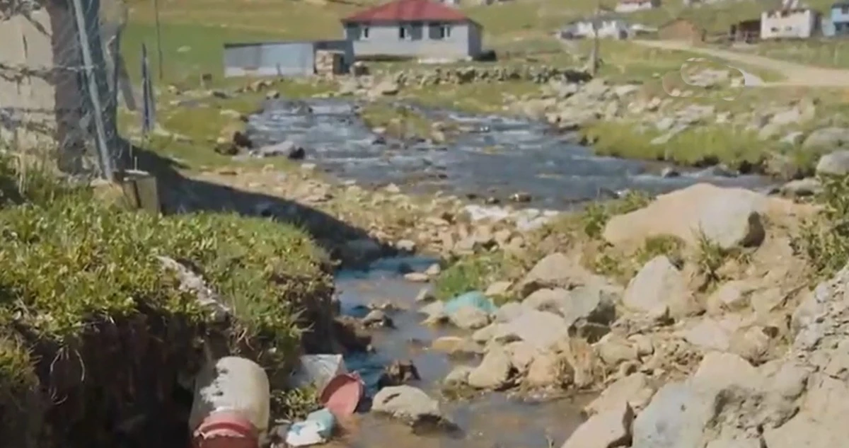 Karadeniz yaylalarında ürküten çöp yığınları