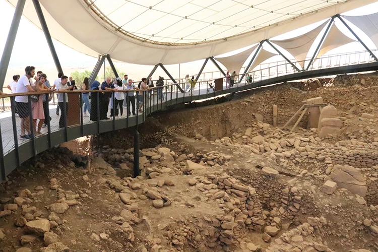 Göbeklitepe'de ‘beton kullanıldığı’ suçlamasına kazı başkanından açıklama  