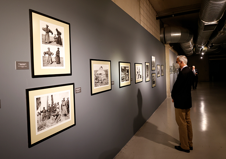 CerModern'de Türkistan'dan Çin'e 115 yıllık fotoğraf kareleri