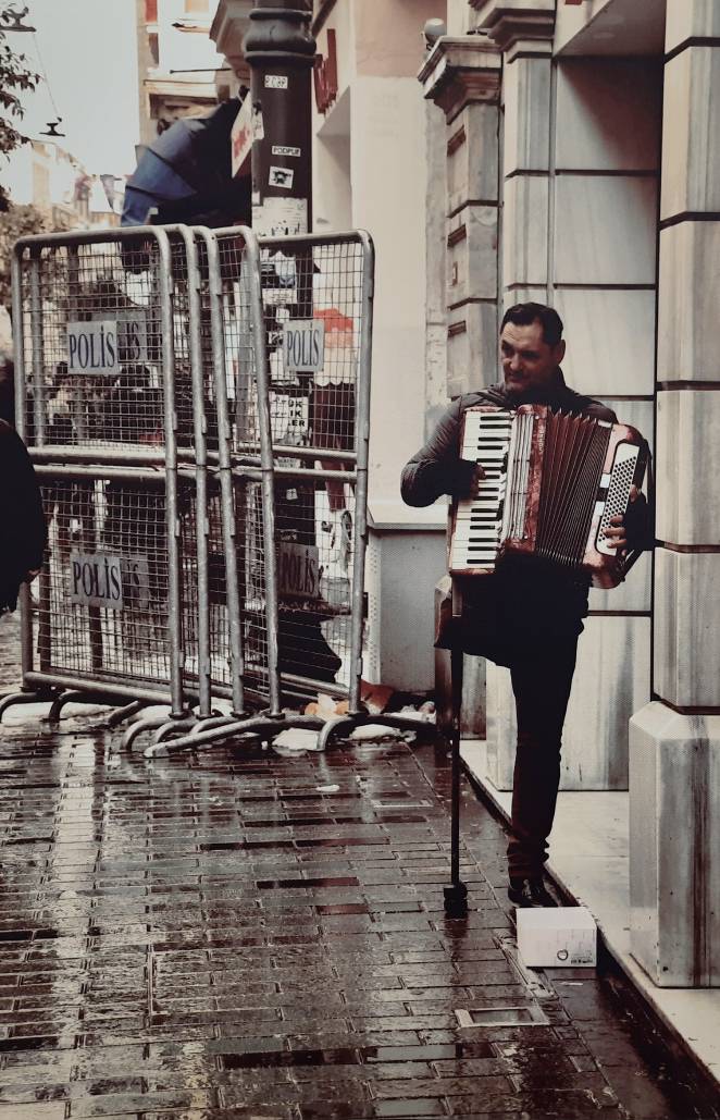 Başkent Kültür Yolu Festivali'nde ilgimizi çeken genç ressamlar