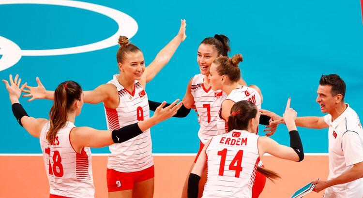 A Milli Kadın Voleybol Takımı, son olimpiyat şampiyonu Çin'i 3-0 yendi