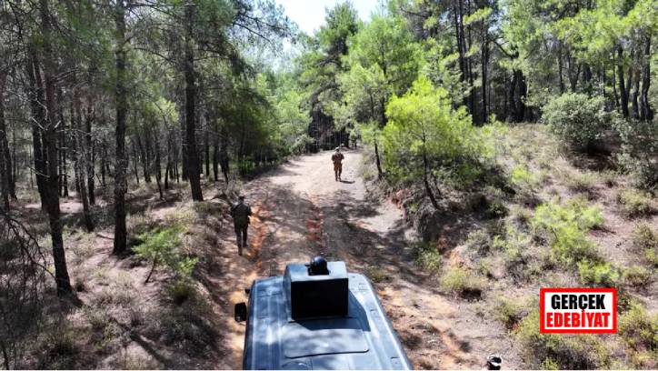 Yardım edin! İmdat! / Erdinç Gültekin